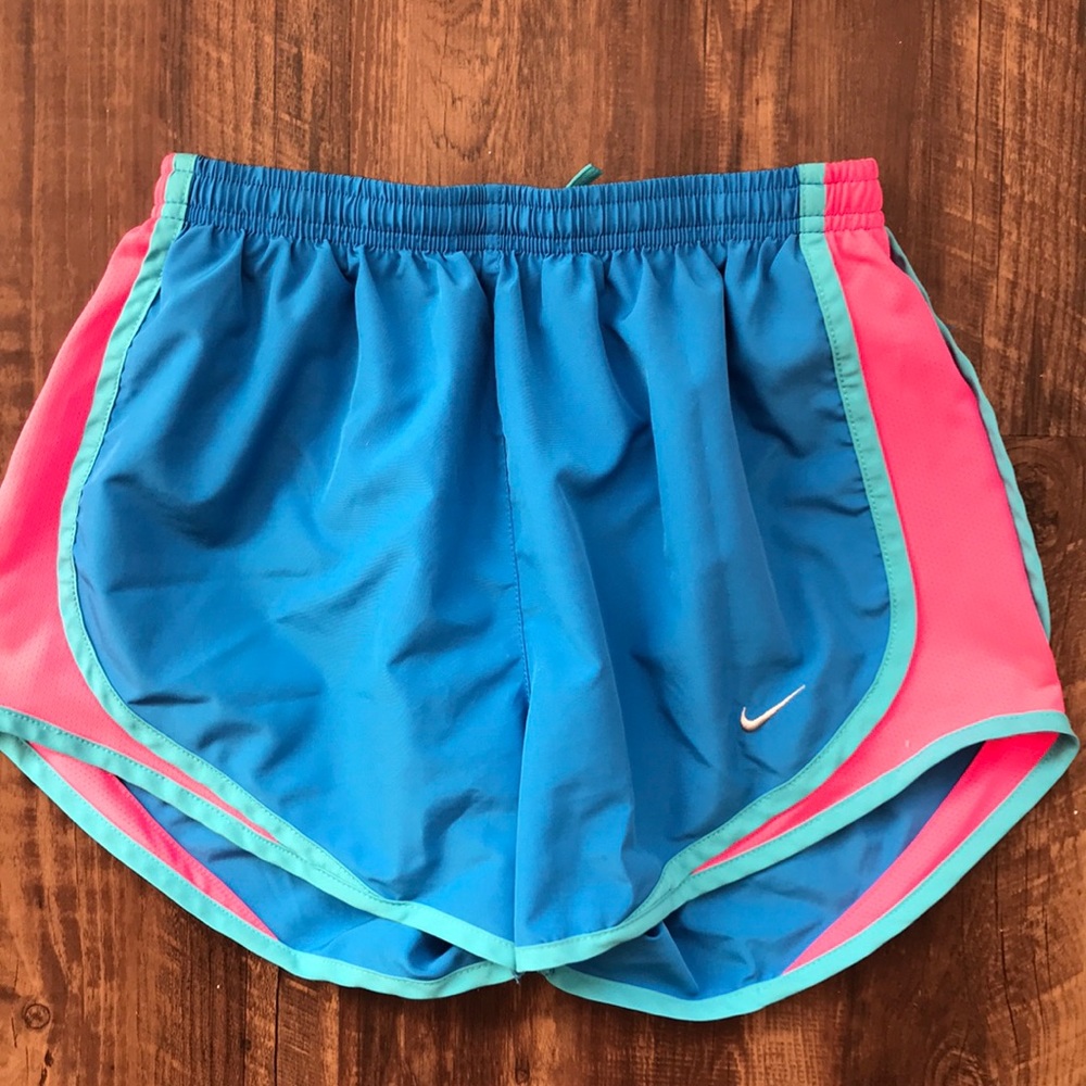 NIKE RUNNING DRI-FIT SHORTS!!